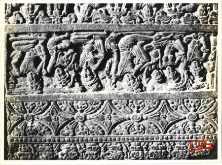 Pattadakal : Virupaksha Temple - Pillar Details