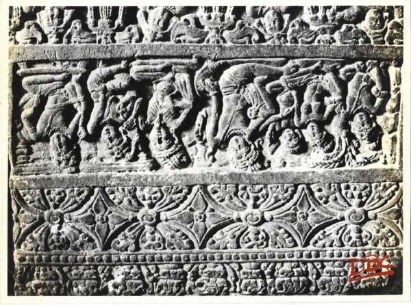 Pattadakal : Virupaksha Temple - Pillar Details