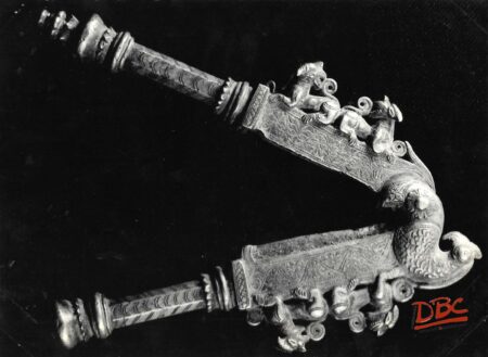 Nut Cracker
