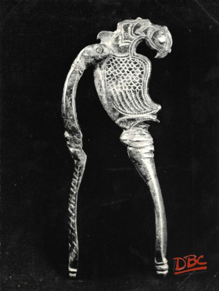 Nut Cracker