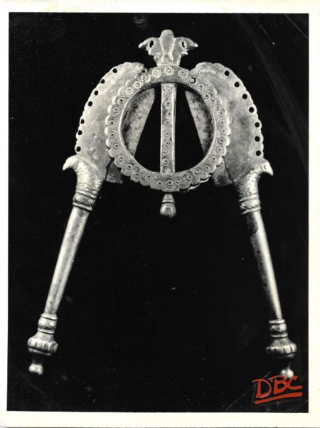 Nut Cracker