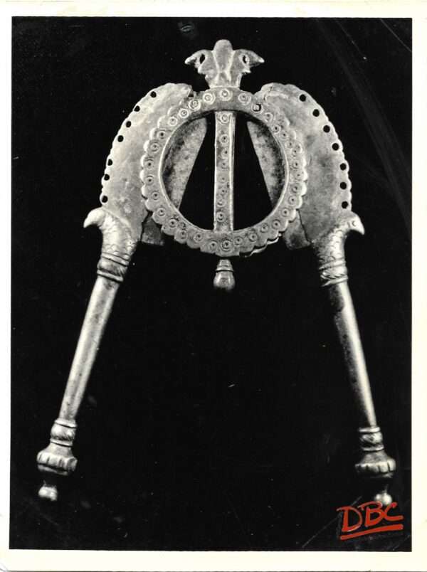 Nut Cracker