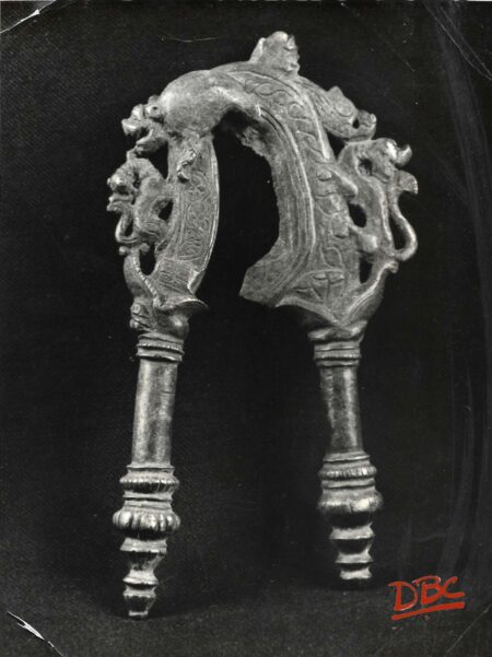 Nut Cracker