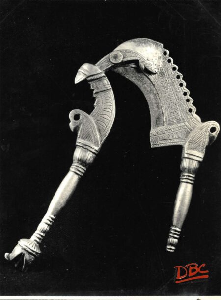 Nut Cracker