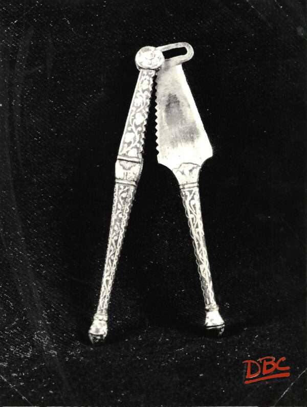 Nut Cracker