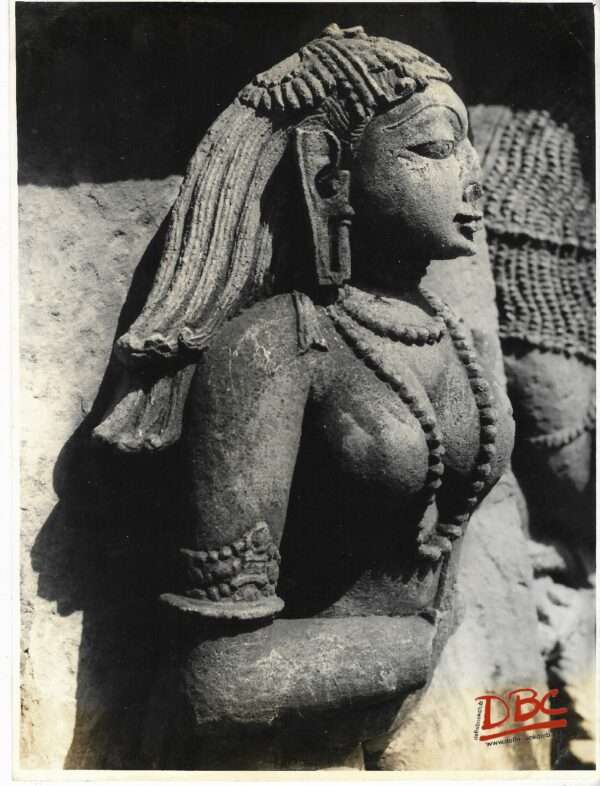 Markanda : Close Up of a Female Figure With Hanging  Hairs
