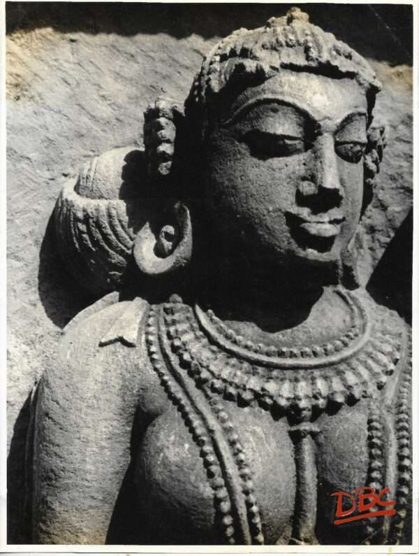 Markanda : Close Up of a Female Figure