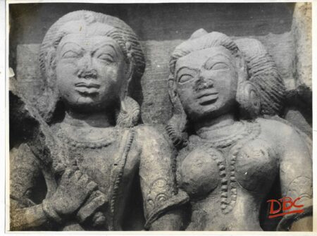 Badoh : Godaramal Temple : A Standing Couple