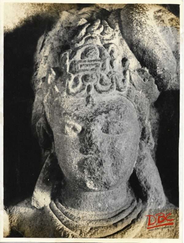 Ellora Cave No. 8 - Close up of a Lady