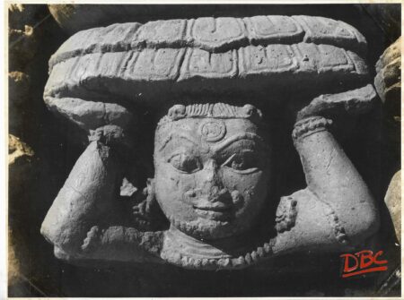 Janjgir Siva Temple Close up of the Capital