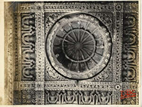 Osian - Mata ka Mandir - Details of the Ceiling