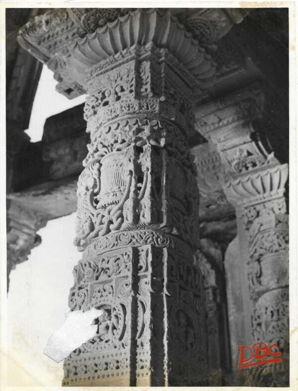 Osian - Mata ka Mandir - Pillar Details
