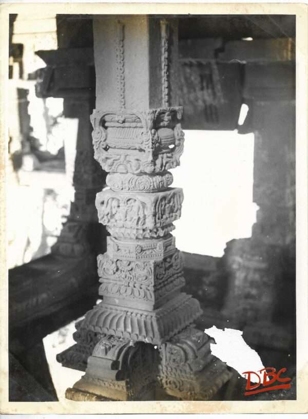 Osian - Vishnu Temple - Pillar Details