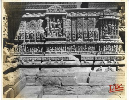 Udaipur - Bahu Temle - Lower Portion (South)