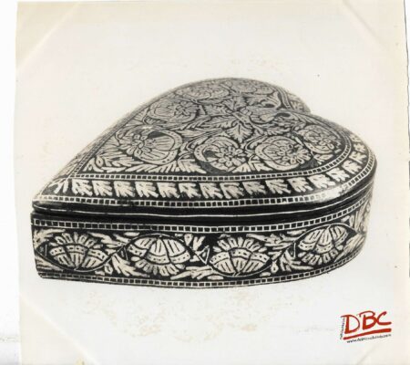 6 Bidri Box