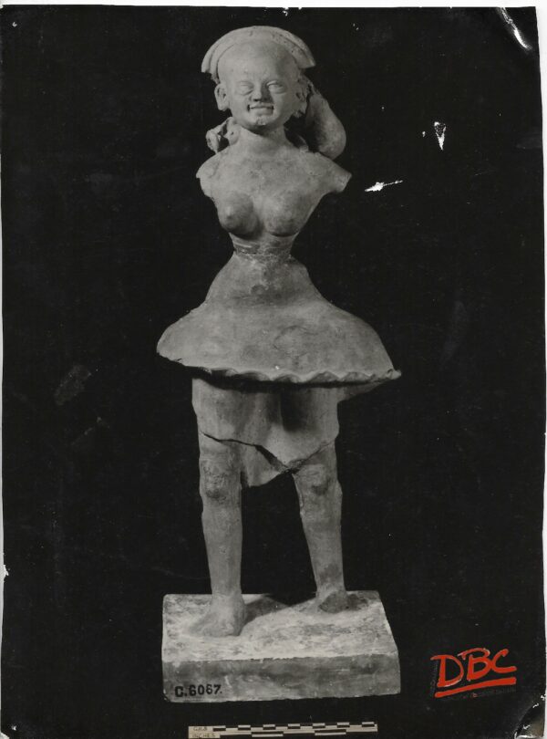Patna Museum : Terracotta Skirted Figure