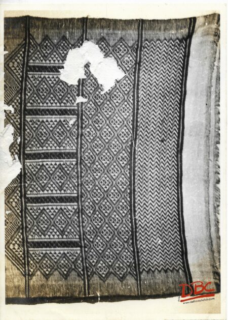 A Textile Piece Having With Square Geometrical Design