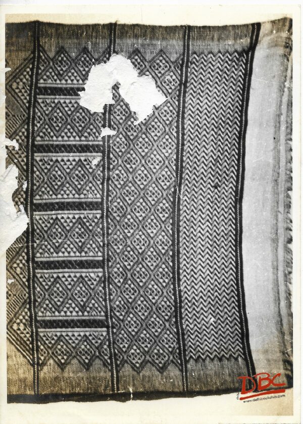 A Textile Piece Having With Square Geometrical Design