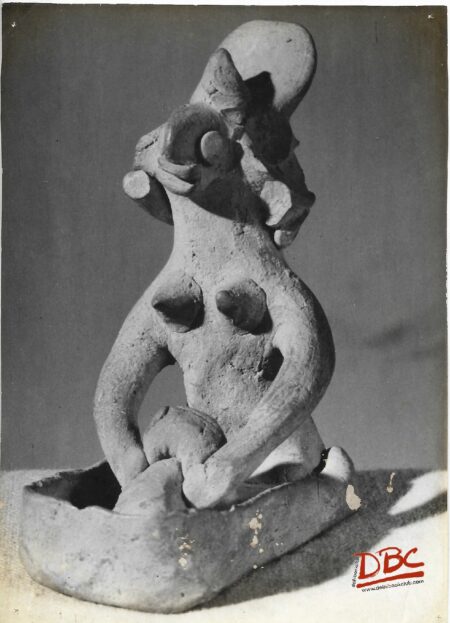 Female Kneeling Figure Harappa