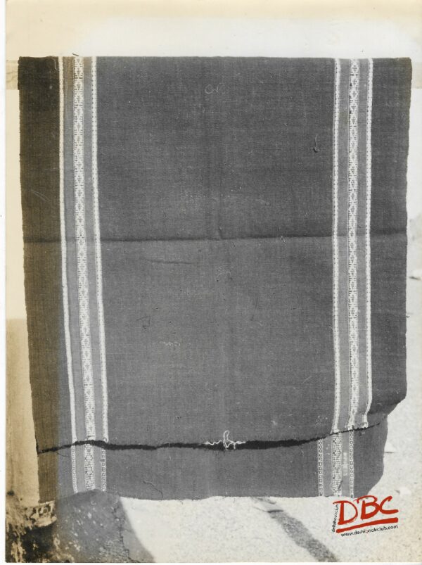Rignai Black Cotton Skirt wit Deign at Both The Borders Worn By the Women