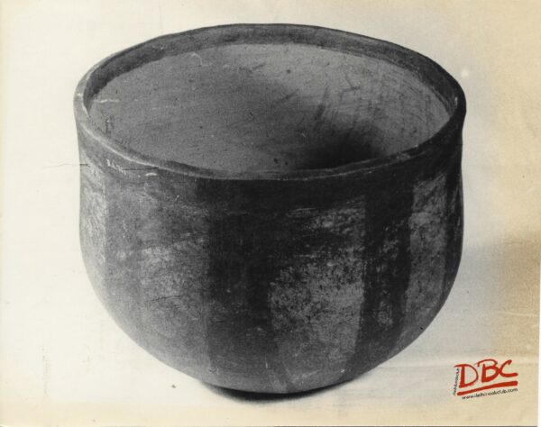 Ta - Asa - Earthern Cooking Pot