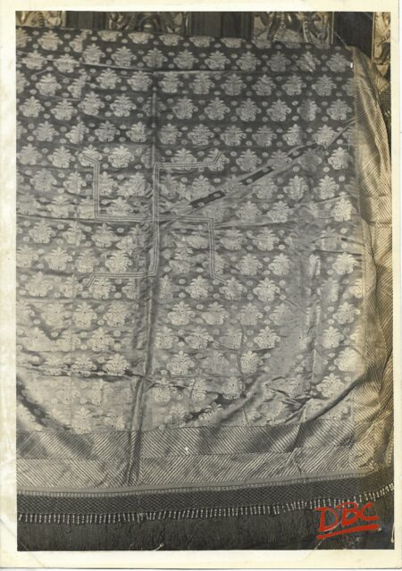 Red Bracode Asan with Tussalsall Around Silk (U.P.)