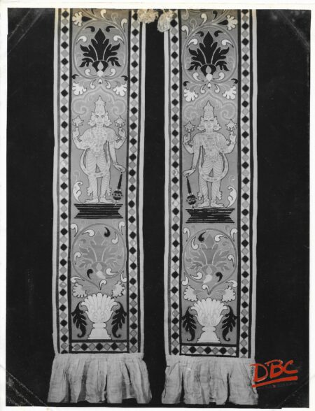 Temple Door Decoration