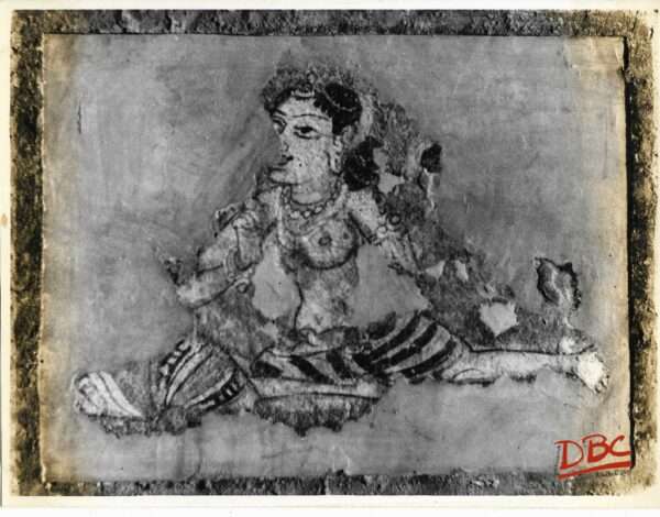 Ajanta Cave - 16 : Flying Figure