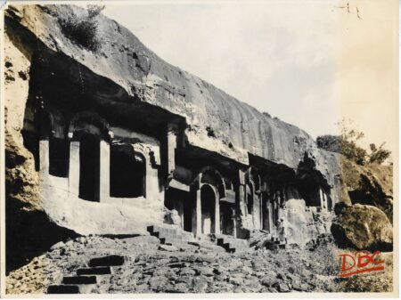 Guntapalle : A Group of Cave