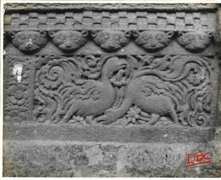 Ajanta Fecade Detials of Two Birds