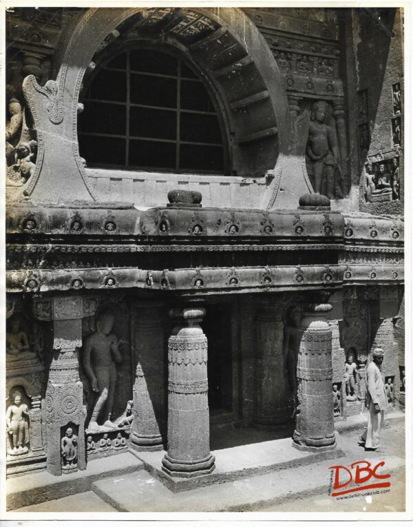 Ajanta Cave No. 19 - Chitya - Outer Façade