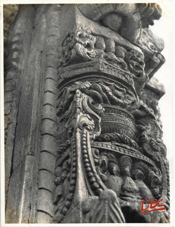 Kekind - Mahadev Temple - Decoration of the Pillar