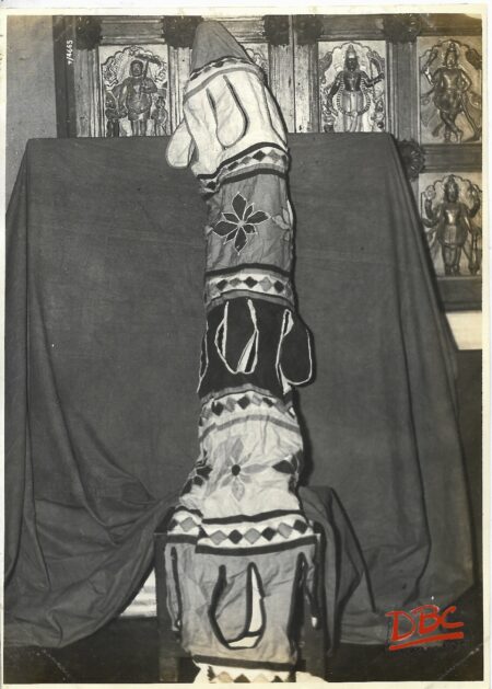 Toran Applique Pillar